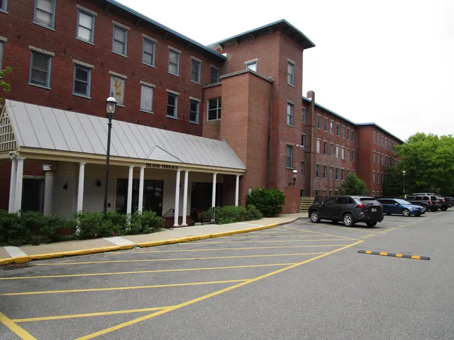 $250,000 | 1 Saco Island Terrace, Unit 337, Saco, ME 04072