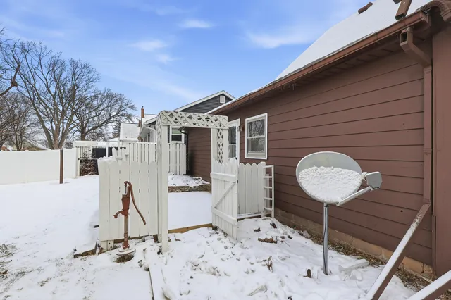 $180,000 | 503 West Palace Row, Geneseo, IL 61254