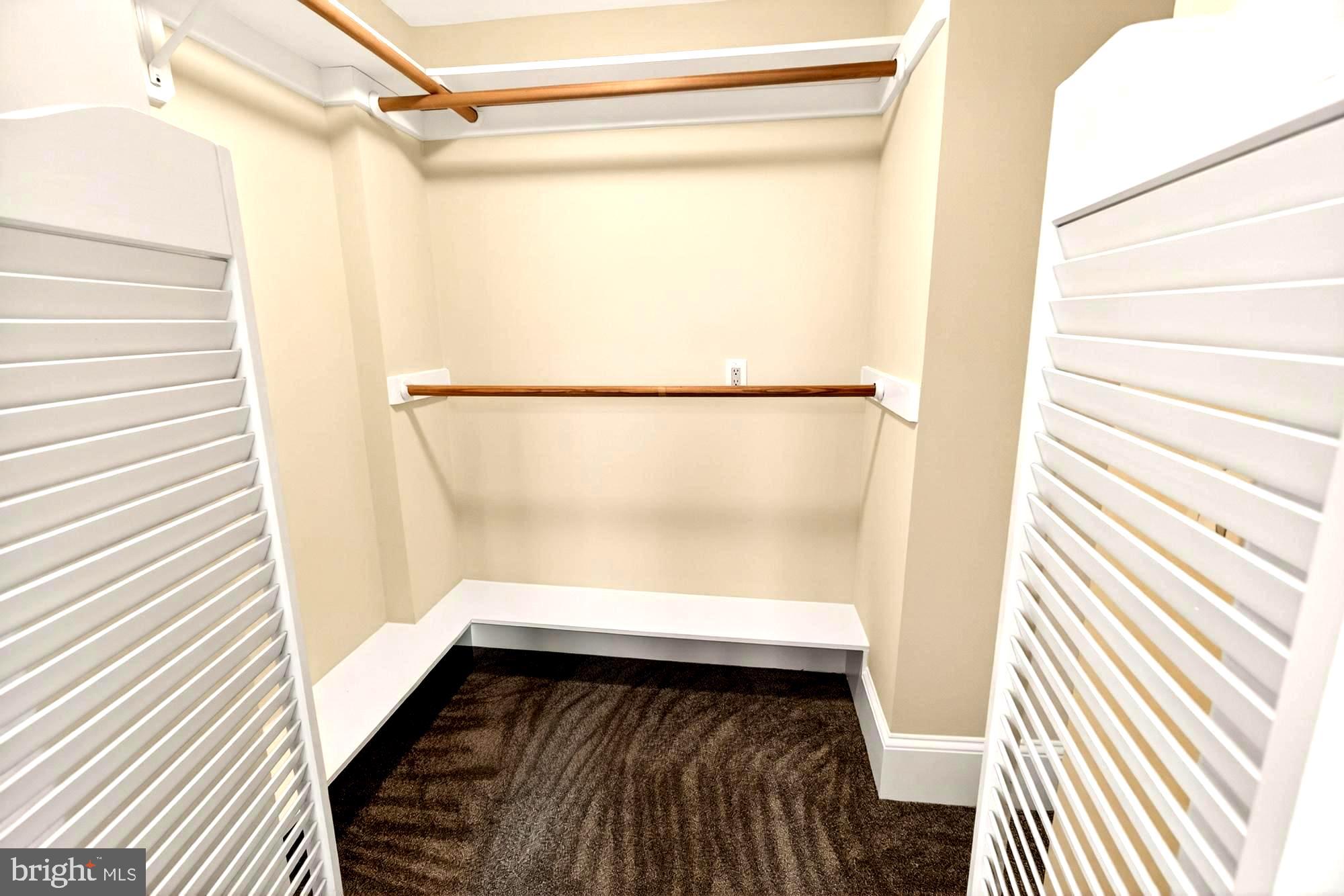 18040 Barnesville Road Barnesville, MD 20838 - Photo 60 of 101 Primary suite walk-in closet