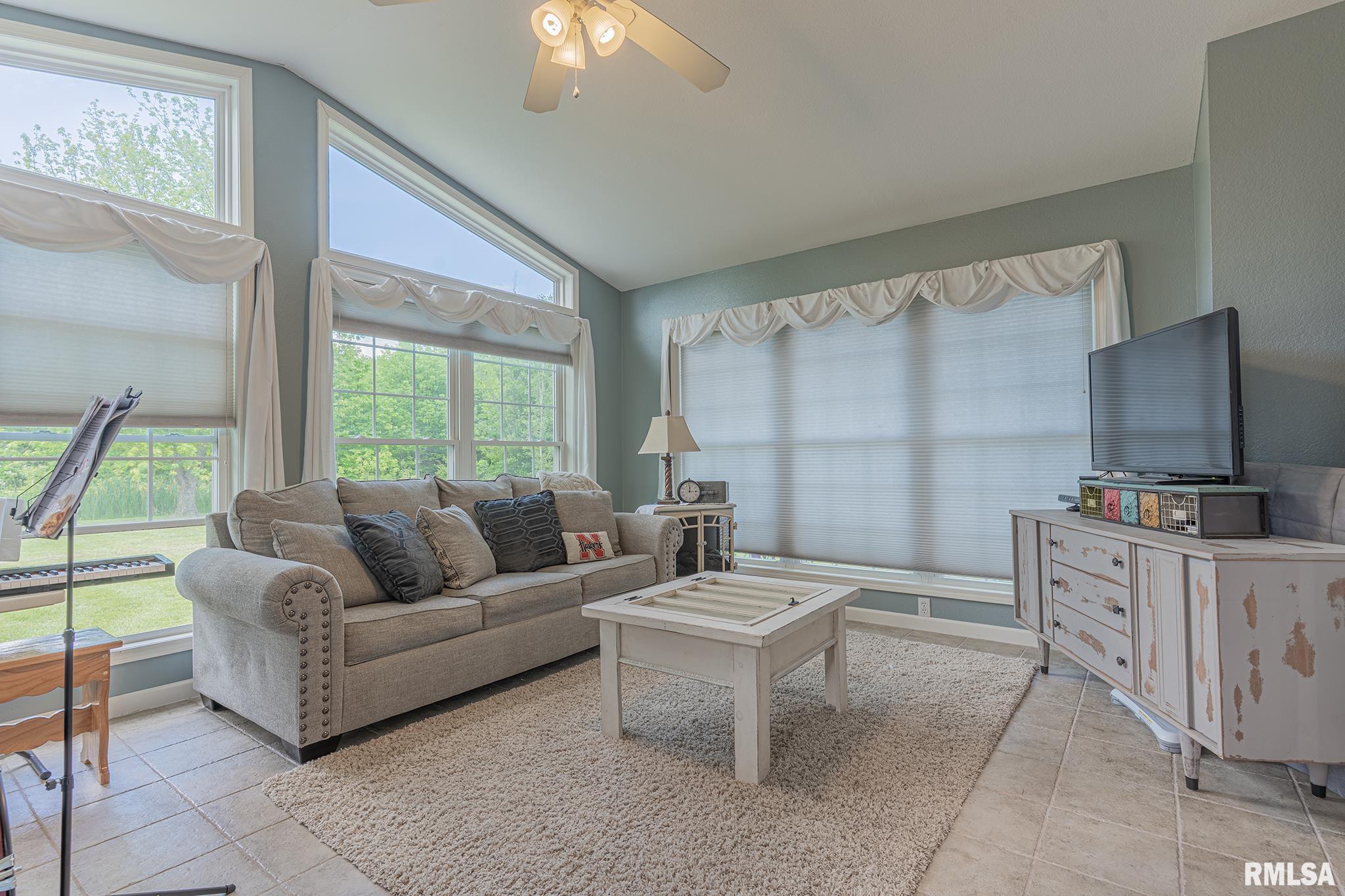 5175 Baker Road Salem, IL 62881 - Photo 14 of 42