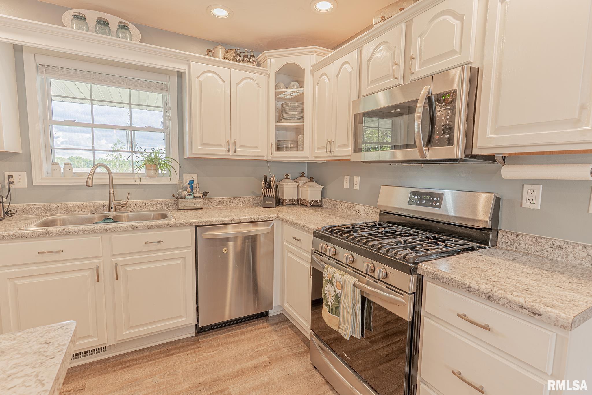 5175 Baker Road Salem, IL 62881 - Photo 20 of 42