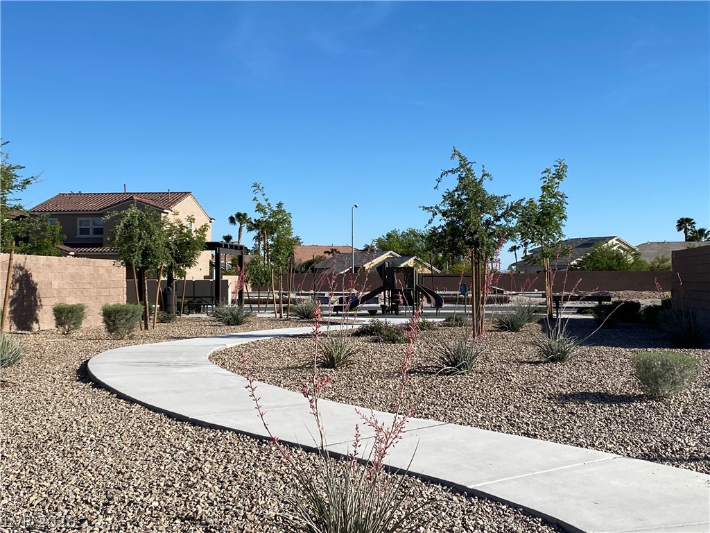 2212 Stone Well Road North Las Vegas, NV 89031 - Photo 41 of 43