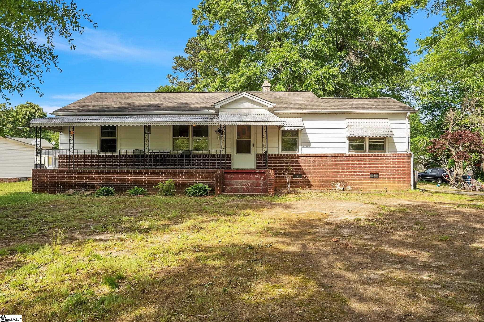 301 Preston Street Easley, SC 29640 - Photo 1 of 25 Gallery Image 1