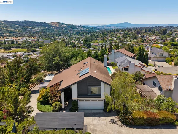 $995,000 | 4618 Setting Sun Drive, Richmond, CA 94803