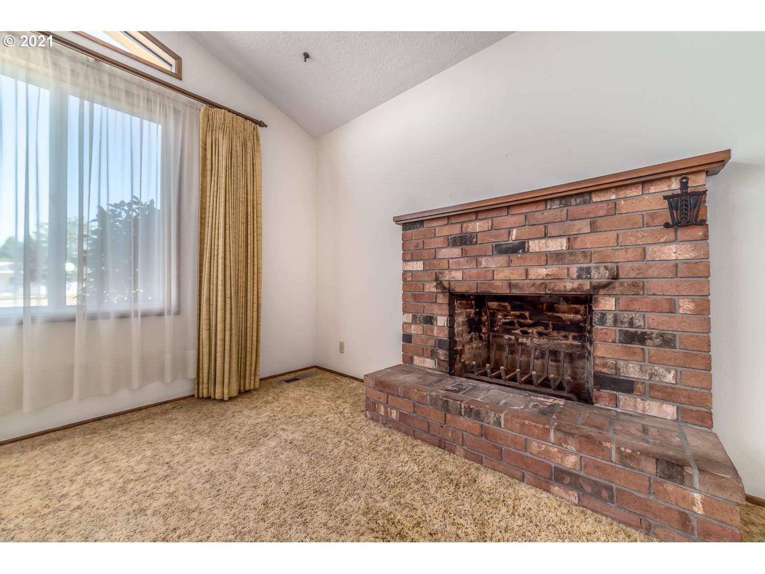1008 55th Place Springfield, OR 97478 - Photo 15 of 29 Gallery Image 15