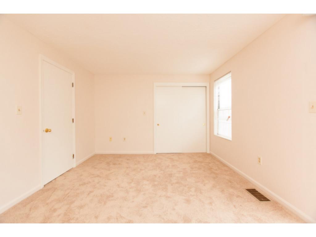 16 East Ridge Road, Unit 16 Merrimack, NH 03054 - Photo 13 of 21