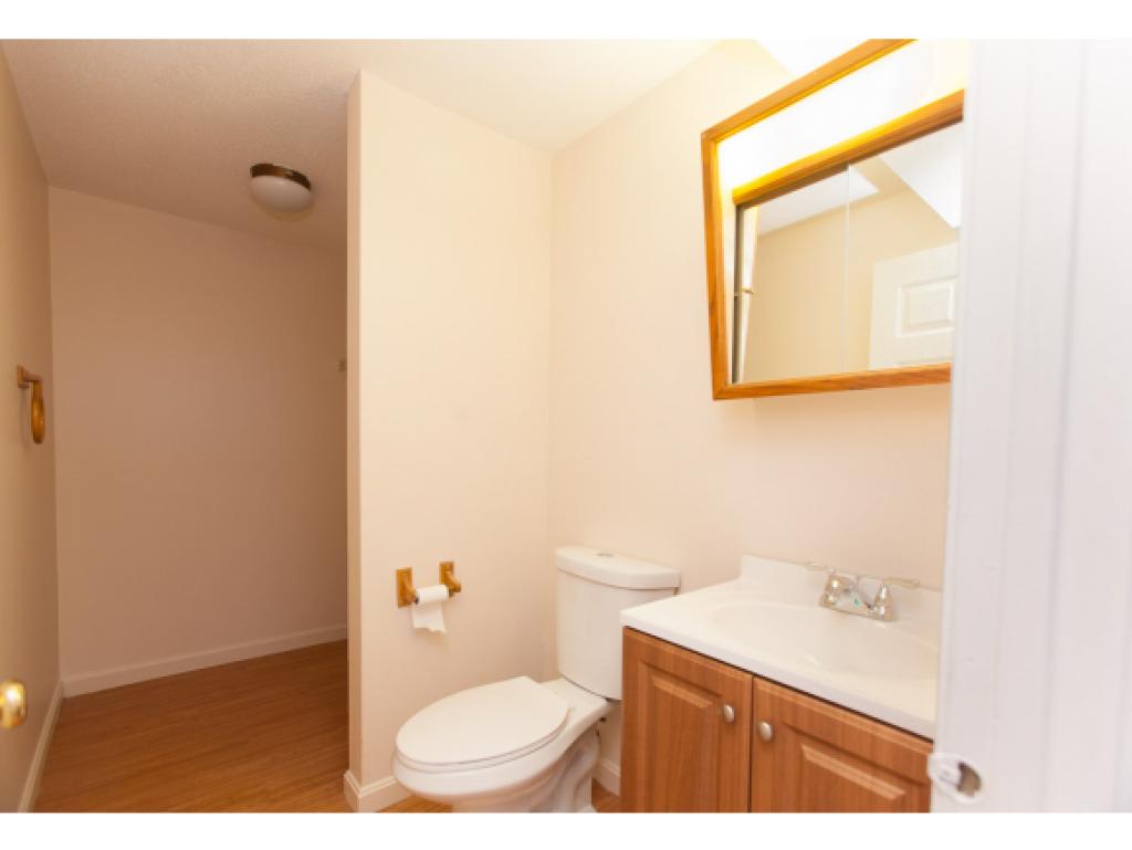 16 East Ridge Road, Unit 16 Merrimack, NH 03054 - Photo 9 of 21
