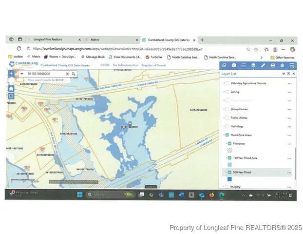 a black and white photo of a ocean