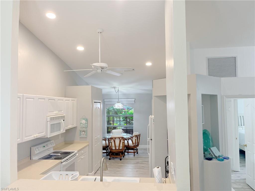 5390 Whitten Drive Naples, FL 34104 - Photo 9 of 18