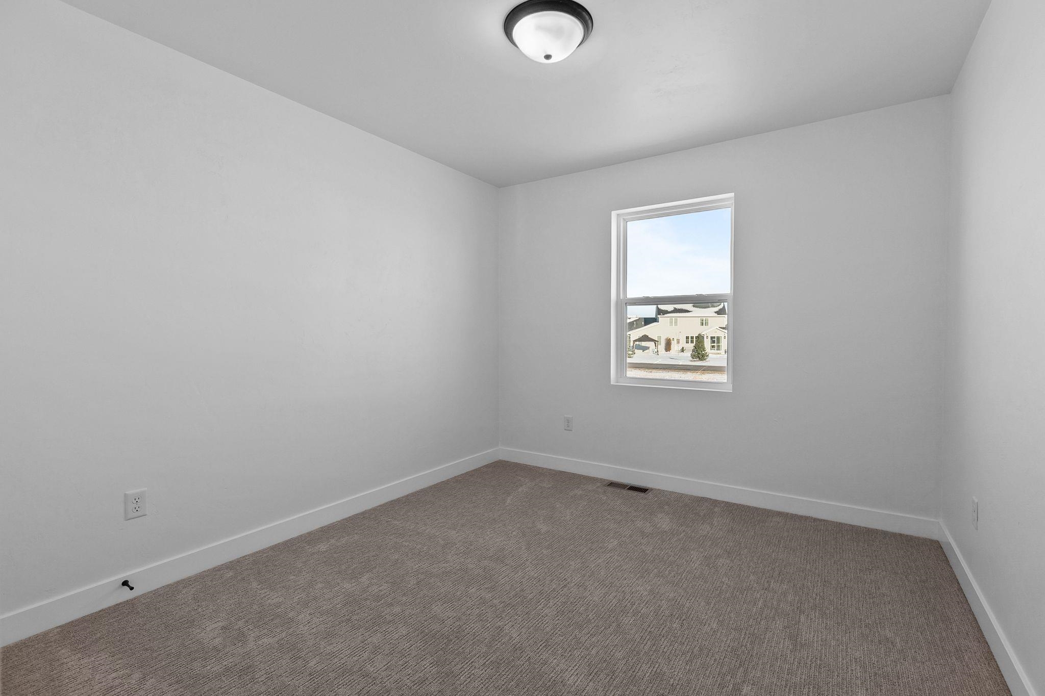 W5610 Tonys Way Appleton, WI 54915 - Photo 11 of 32