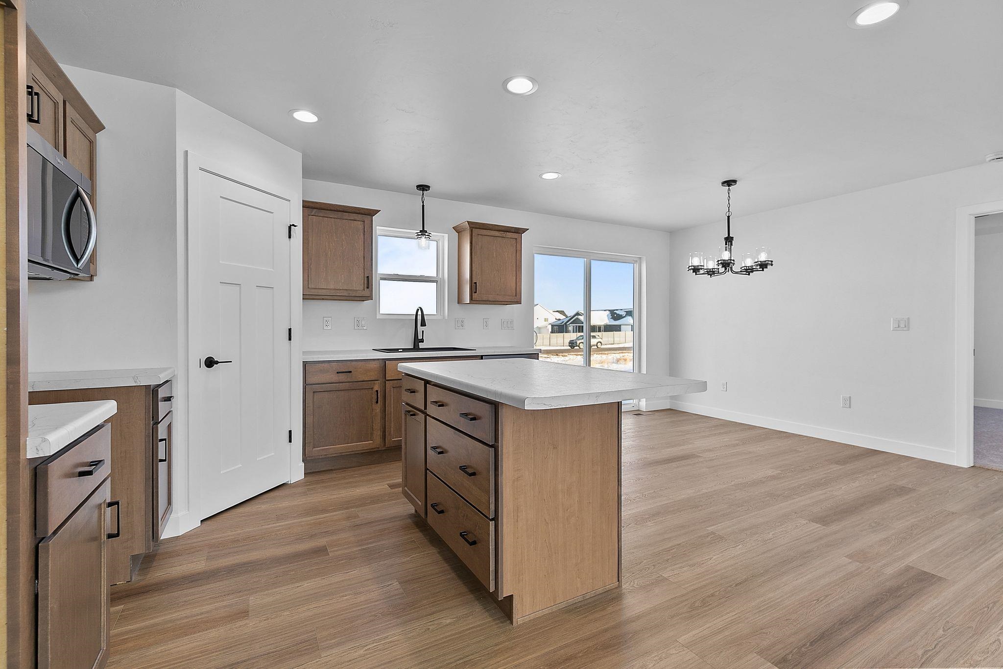 W5610 Tonys Way Appleton, WI 54915 - Photo 17 of 32