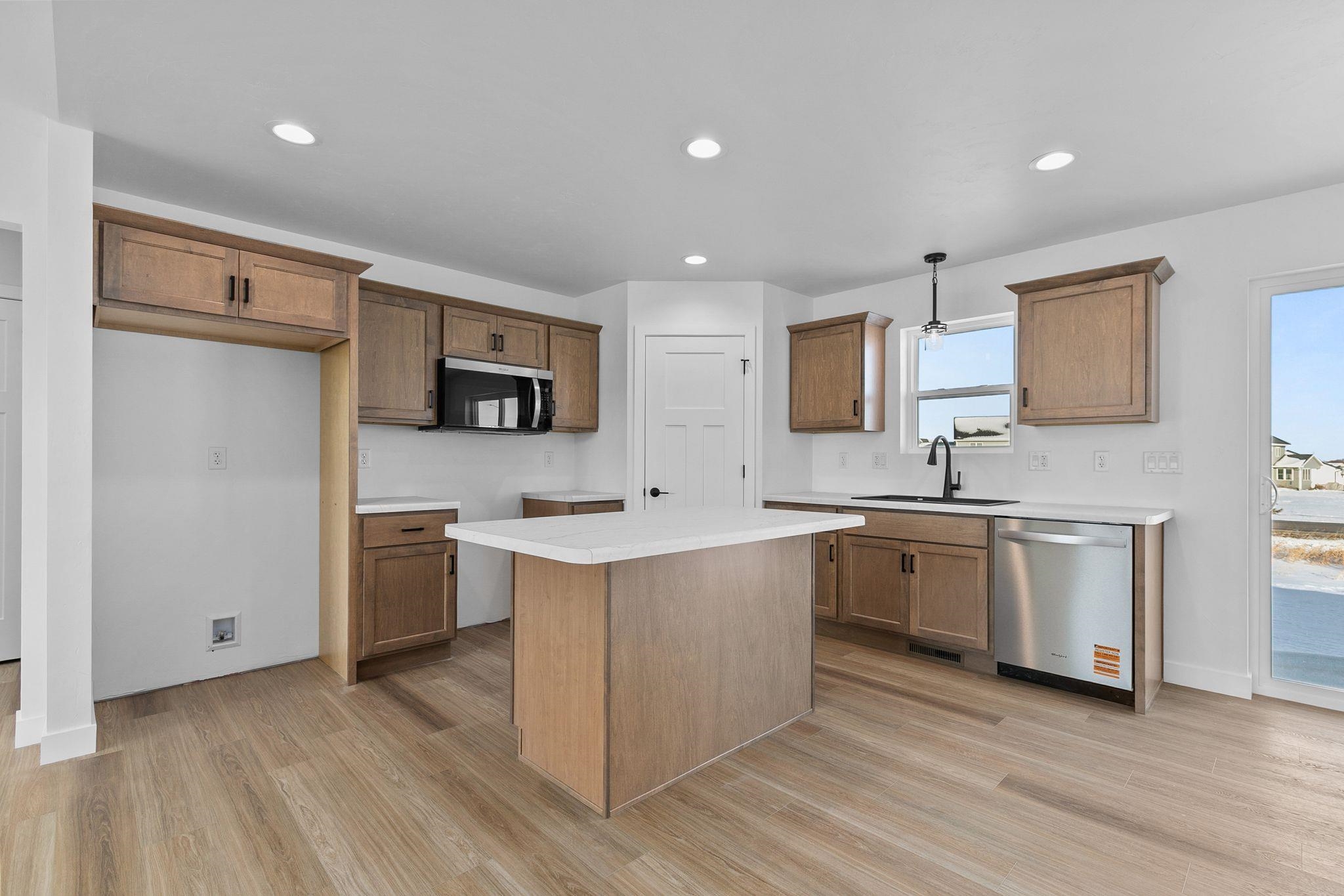 W5610 Tonys Way Appleton, WI 54915 - Photo 18 of 32