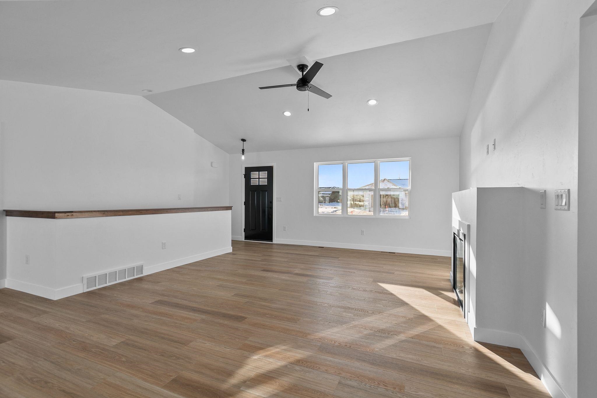 W5610 Tonys Way Appleton, WI 54915 - Photo 5 of 32