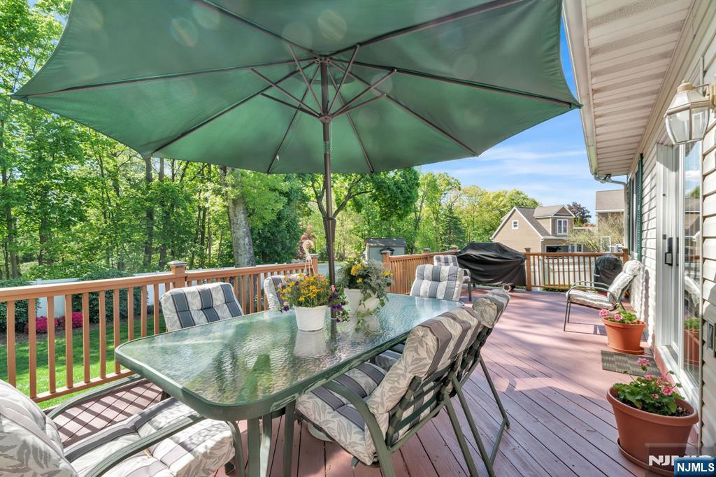 28 Wanamaker Avenue Mahwah, NJ 07430 - Photo 32 of 32