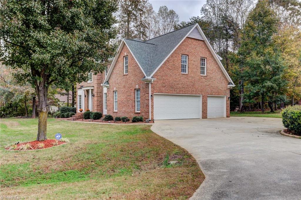 8304 Southern Springs Court Oak Ridge, NC 27310 - Photo 4 of 30