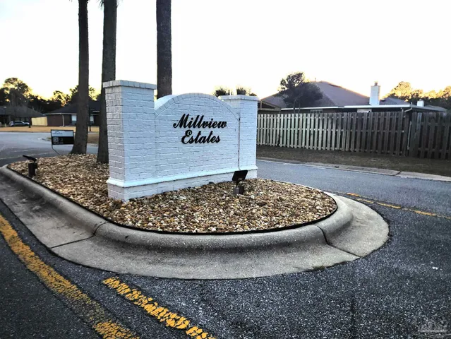 $395,000 | 10754 Crosscut Drive, Pensacola, FL 32506