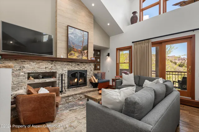 $3,199,000 | 425 Wood Road, Unit 43, Snowmass Village, CO 81615