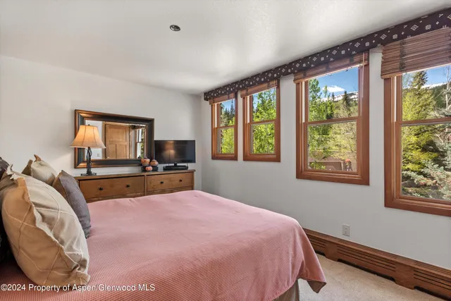 $3,199,000 | 425 Wood Road, Unit 43, Snowmass Village, CO 81615
