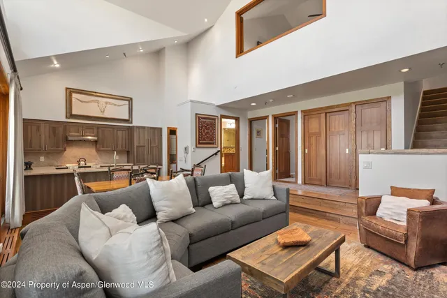 $3,199,000 | 425 Wood Road, Unit 43, Snowmass Village, CO 81615