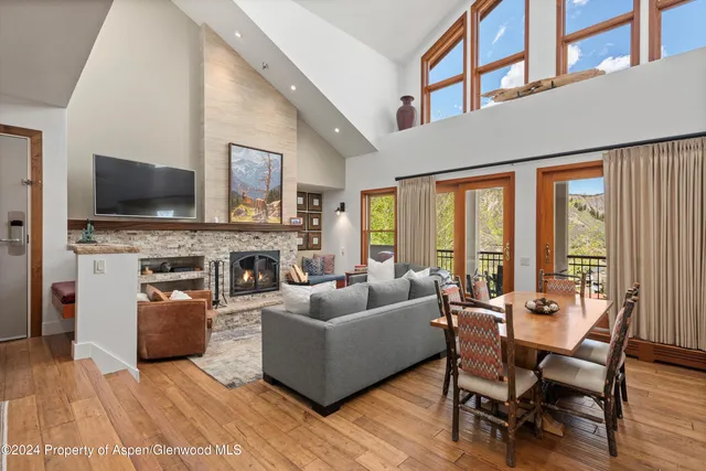 $3,199,000 | 425 Wood Road, Unit 43, Snowmass Village, CO 81615
