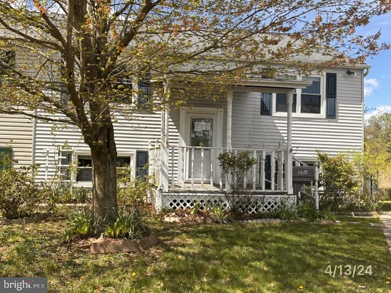 254 Lake Riviera Road Pasadena, MD 21122 - Photo 3 of 25 Gallery Image 3