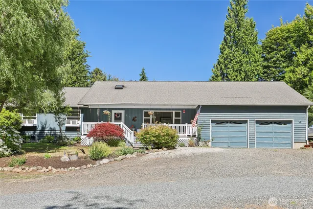 $795,000 | 8717 East Meadow Lake Drive, Snohomish, WA 98290