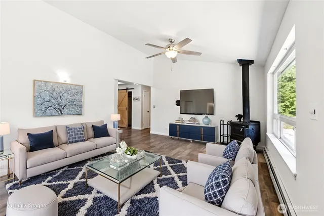 $795,000 | 8717 East Meadow Lake Drive, Snohomish, WA 98290