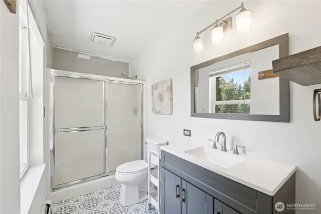 $795,000 | 8717 East Meadow Lake Drive, Snohomish, WA 98290