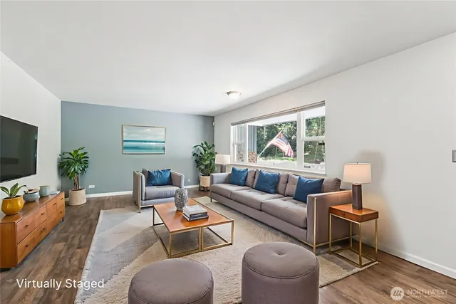 $795,000 | 8717 East Meadow Lake Drive, Snohomish, WA 98290