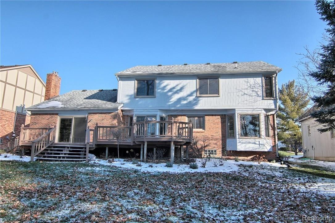 319 Old Ridge Court Rochester, MI 48309 - Photo 13 of 32 Rear.jpg