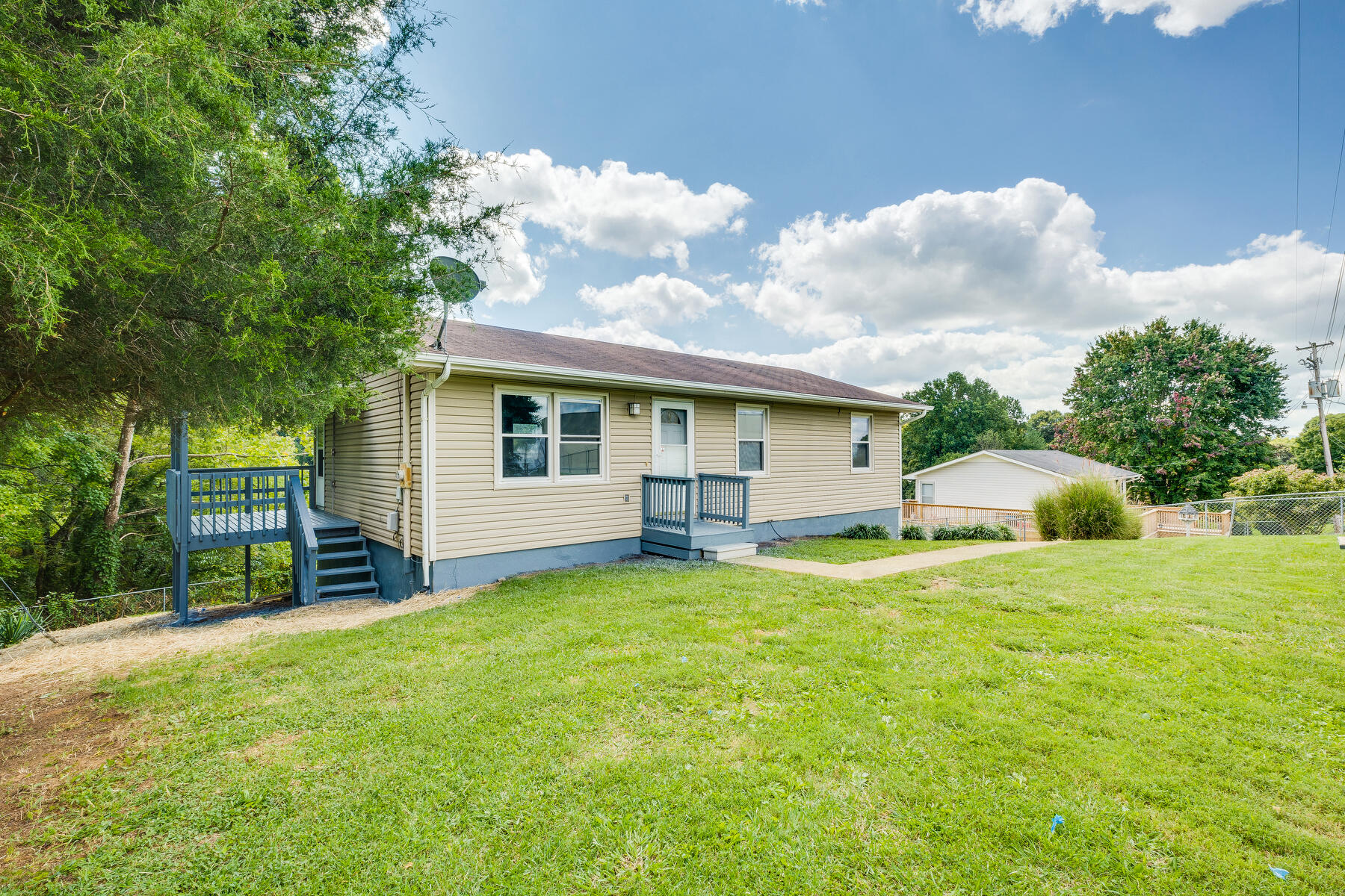 166 Frank Hilbert Road Jonesborough, TN 37659 - Photo 3 of 30 003
