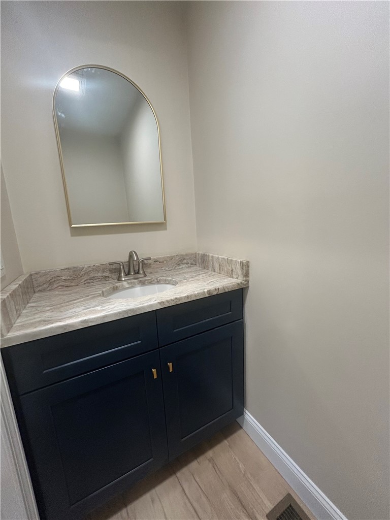 65 Cedarbrook Road Pawtucket, RI 02861 - Photo 13 of 36