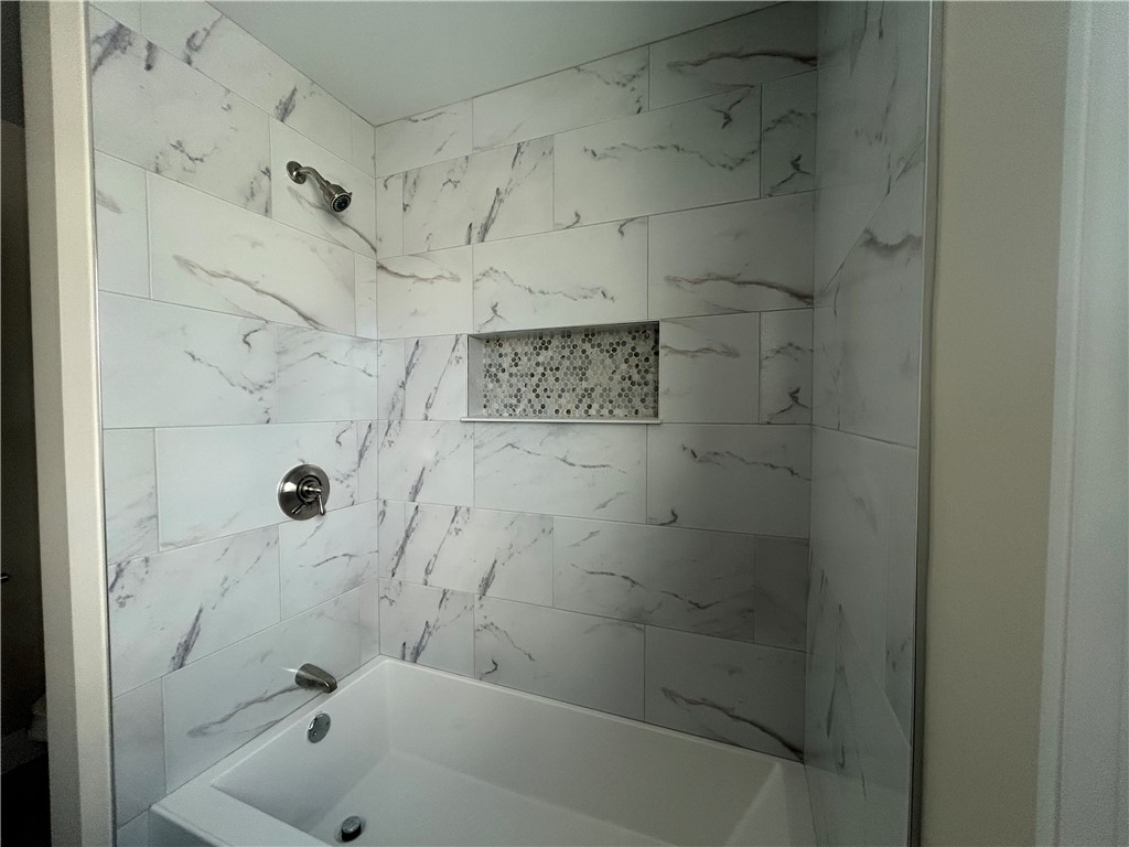 65 Cedarbrook Road Pawtucket, RI 02861 - Photo 20 of 36