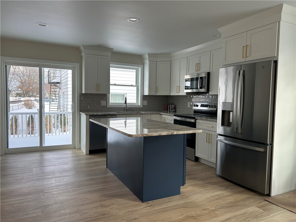 65 Cedarbrook Road Pawtucket, RI 02861 - Photo 5 of 36