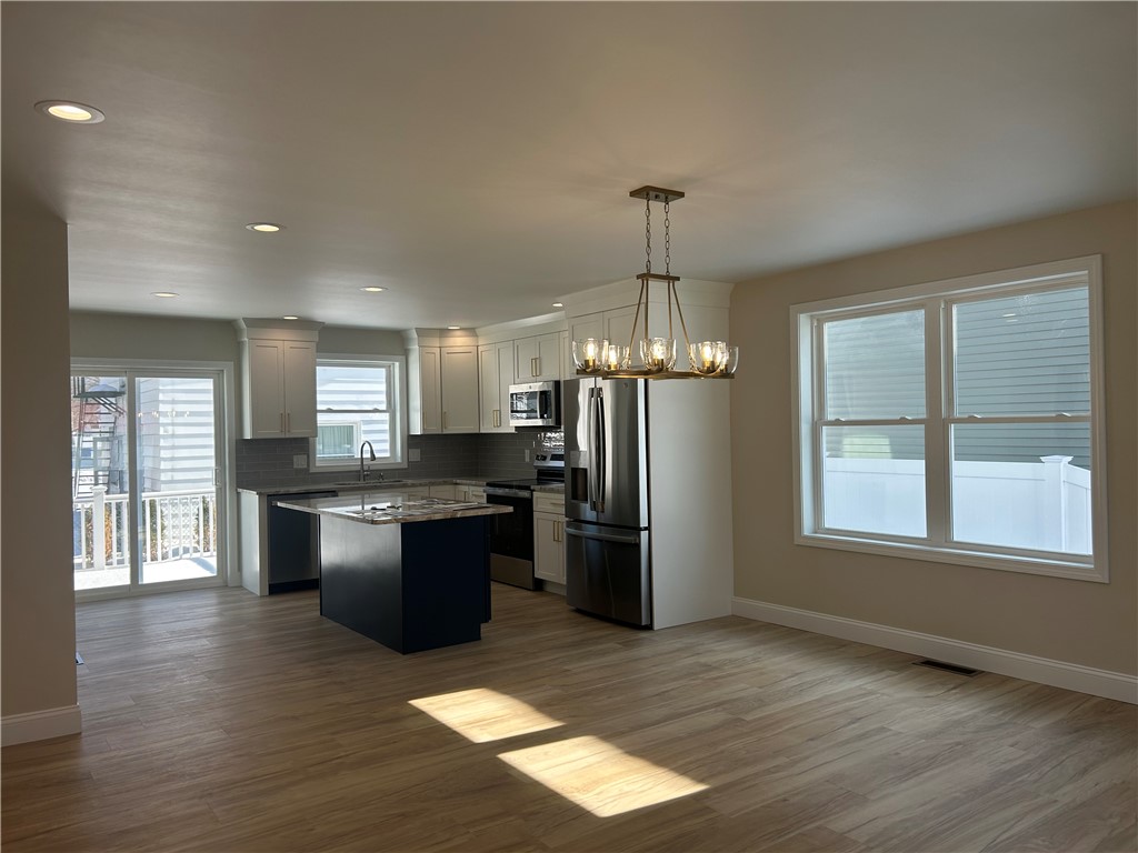 65 Cedarbrook Road Pawtucket, RI 02861 - Photo 7 of 36