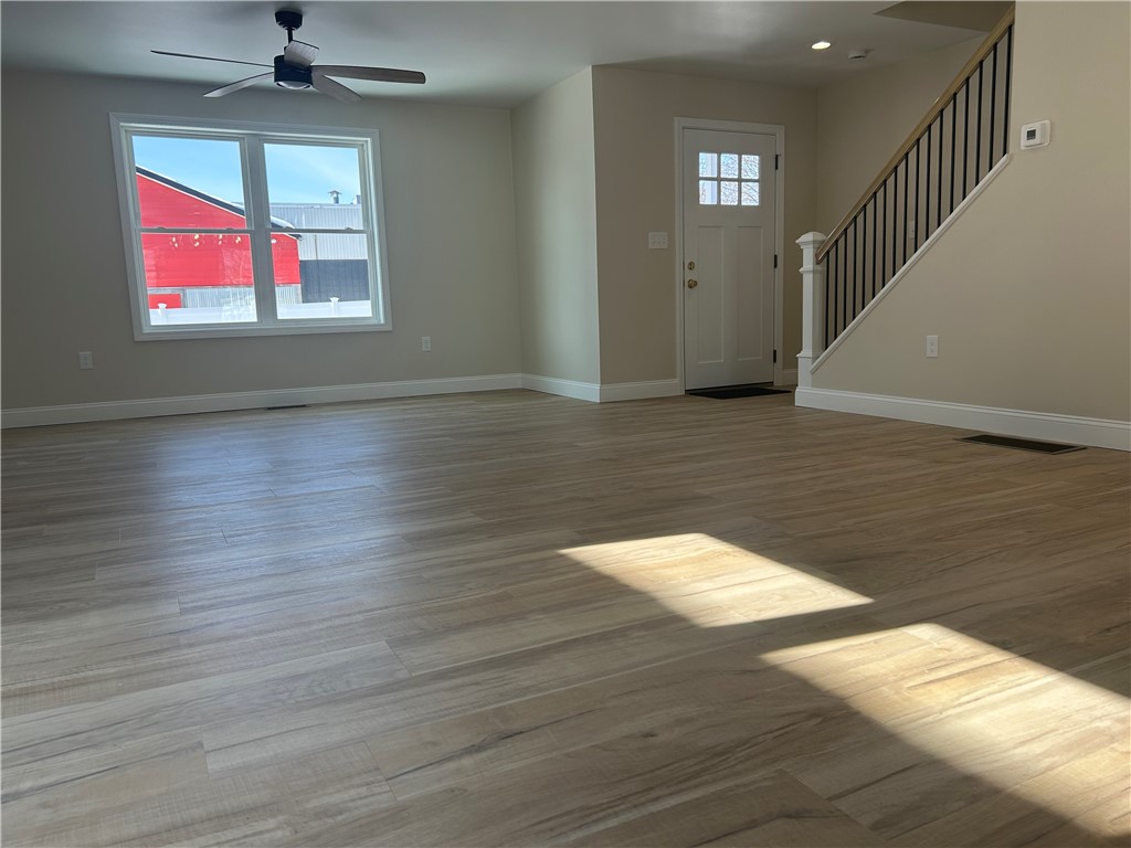 65 Cedarbrook Road Pawtucket, RI 02861 - Photo 10 of 36