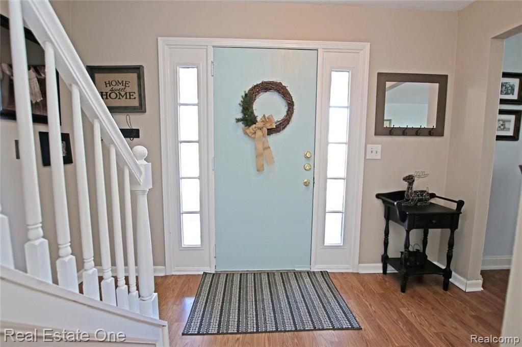 1345 East Fairview Lane Rochester Hills, MI 48306 - Photo 8 of 58