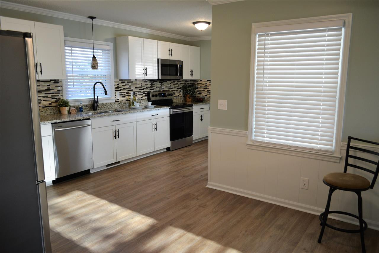 7249 Rock Service Station Road Raleigh, NC 27603 - Photo 7 of 25 Kitchen & breakfast