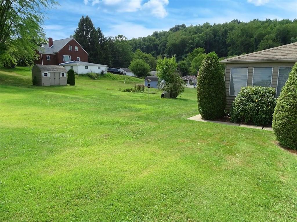 4006 Chieftan Road Irwin, PA 15642 - Photo 16 of 16 Gallery Image 16
