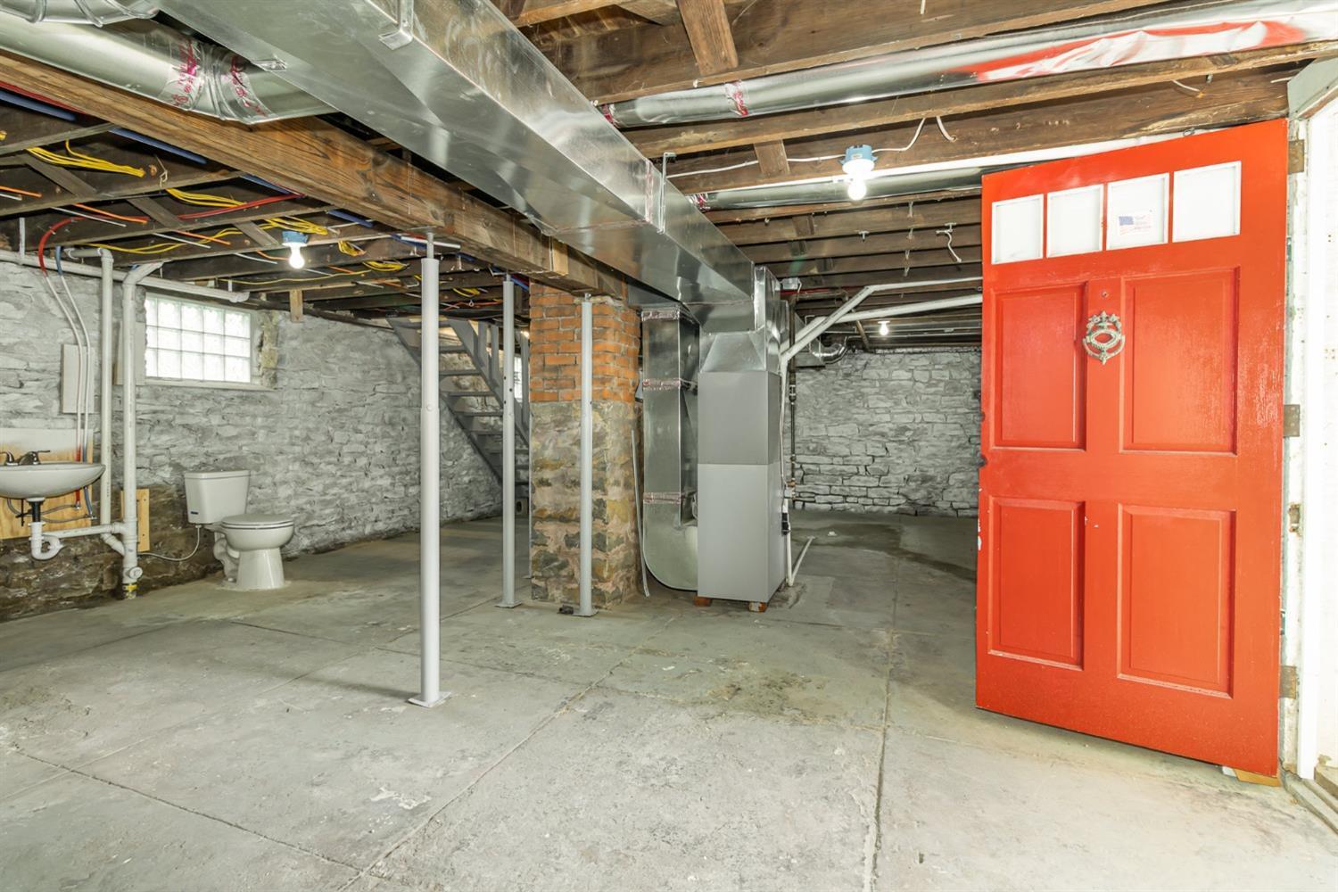 6812 River Road Cincinnati, OH 45233 - Photo 22 of 30 Gallery Image 22