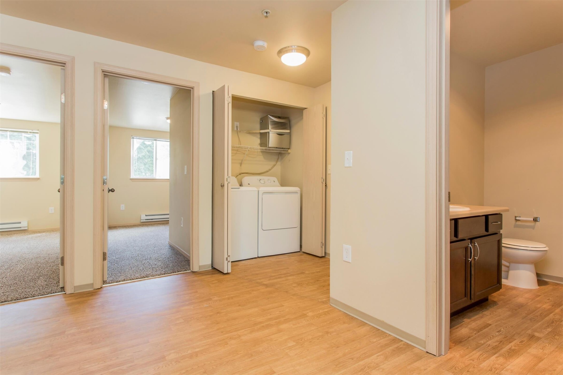 1406 Maple Lane Kent, WA 98030 - Photo 13 of 17 Gallery Image 13