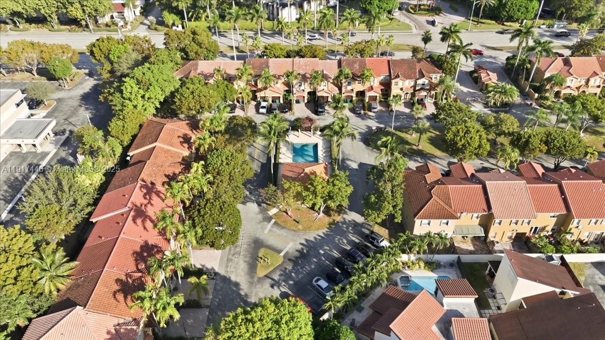 10891 Southwest 88th Terrace Miami, FL 33176 - Photo 39 of 41 an aerial view of multiple house