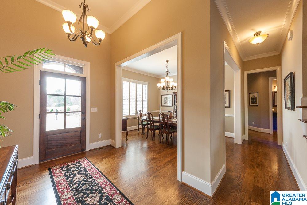 523 Greenbrier Way Hoover, AL 35244 - Photo 4 of 50