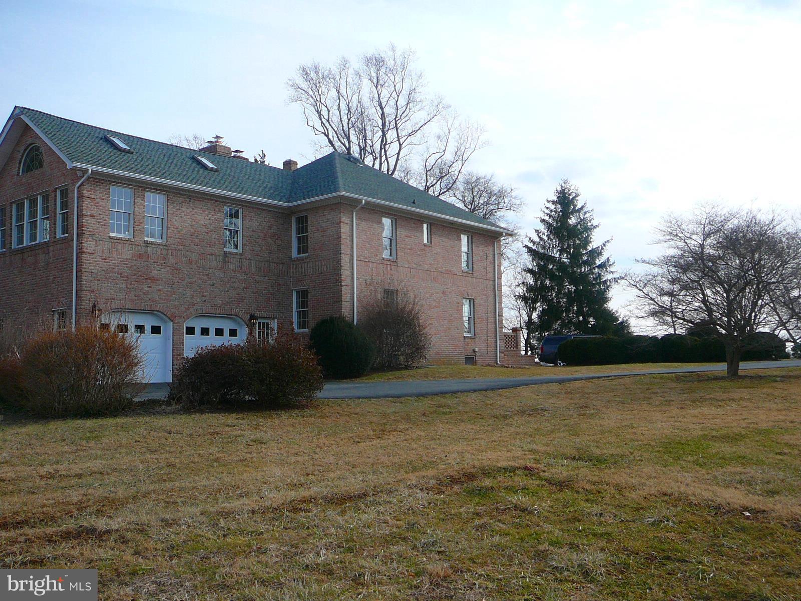 7706 Chapman Road Kingsville, MD 21087 - Photo 28 of 30 Large 2 Car Garage