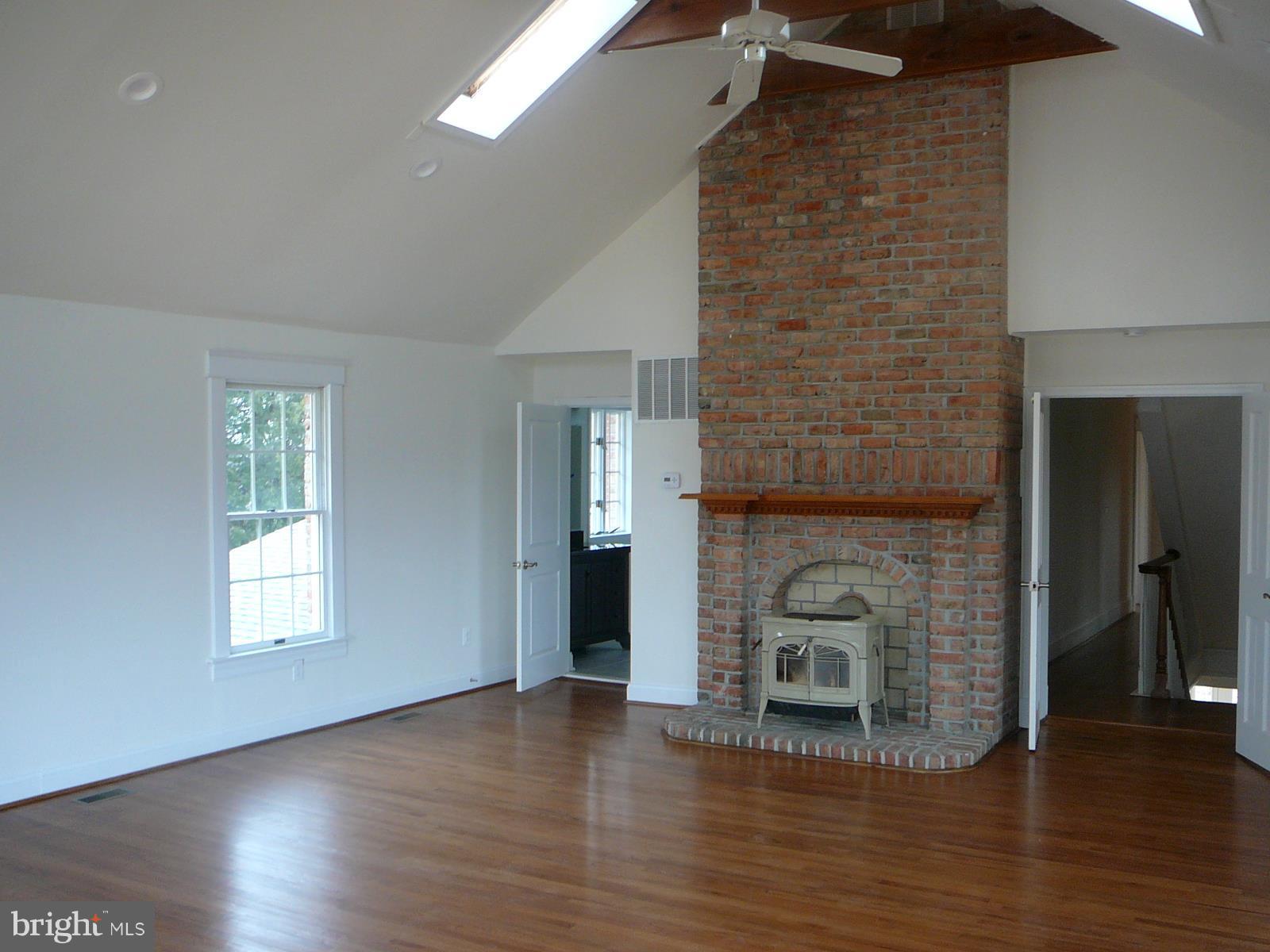 7706 Chapman Road Kingsville, MD 21087 - Photo 6 of 30 Bedroom (Master)