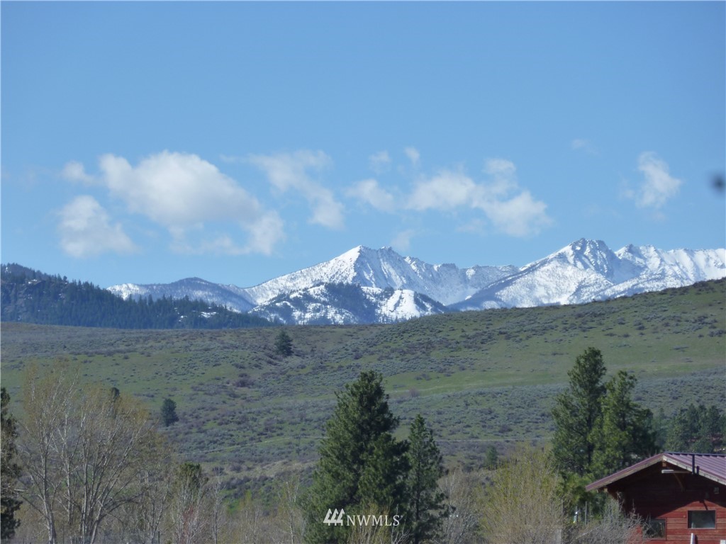 423 East County Road Winthrop, WA 98862 - Photo 2 of 10 Gallery Image 2