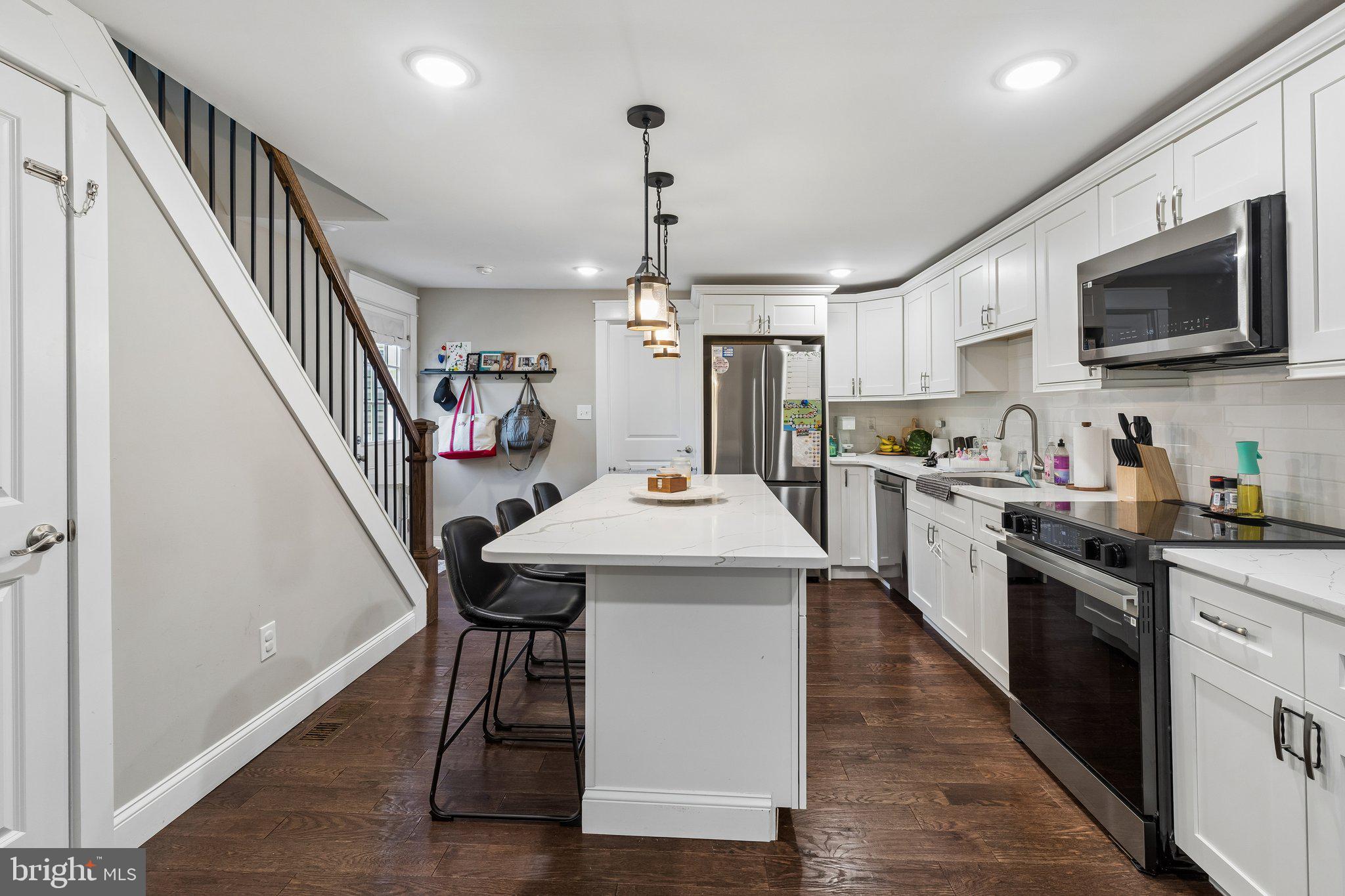 174 Skeet Road Medford, NJ 08055 - Photo 11 of 38 Modern kitchen with stylish finishes.