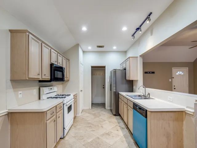 $1,850 | 3426 Mission Valley Drive, Missouri City, TX 77459