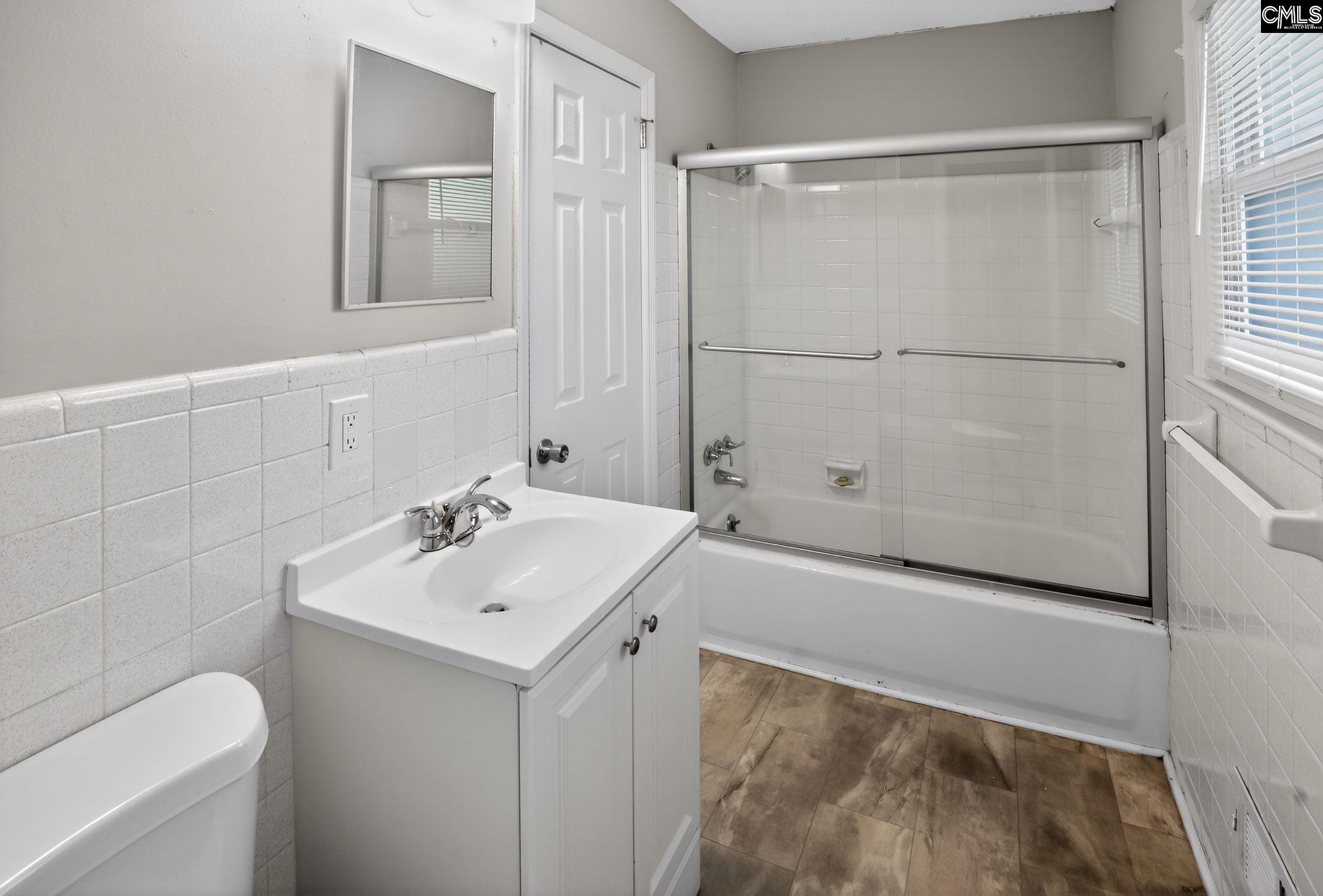 1411 Hemlock Street Cayce, SC 29033 - Photo 25 of 34