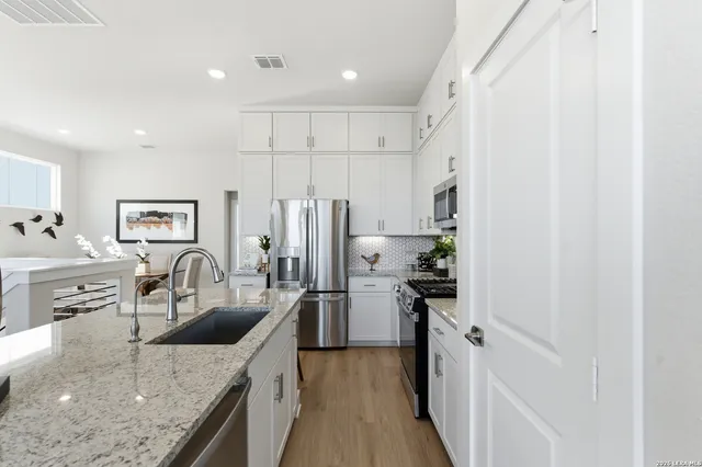 $451,295 | 20675 Huebner Road, Unit 535, San Antonio, TX 78258